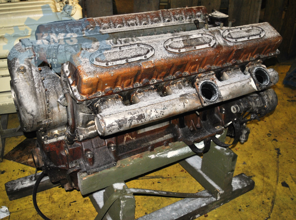 Двигатель В-46 до ремонта